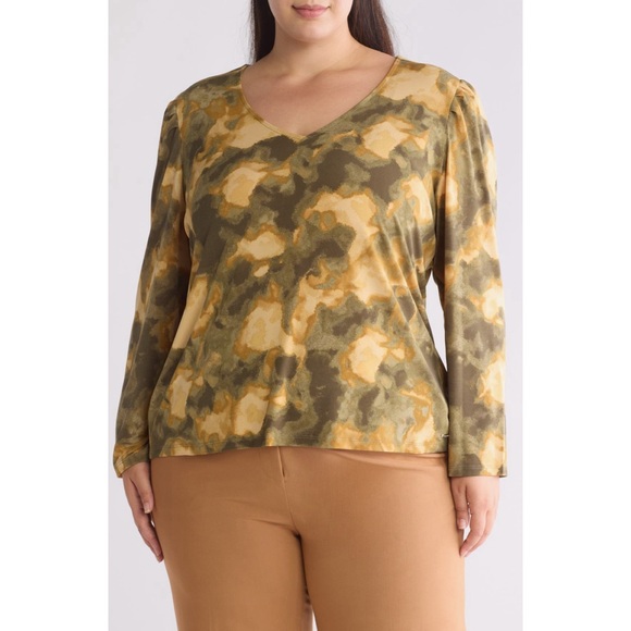 Calvin Klein 🫐 Green Yellow Camouflage 3/4 Sleeve Knit Top - Picture 2 of 7